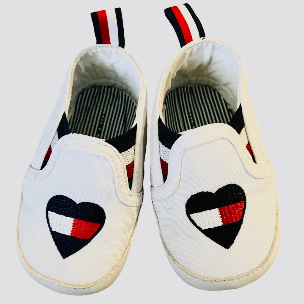Tommy Hilfiger Red, White, and Blue Infant SZ 2 slip on shoes.